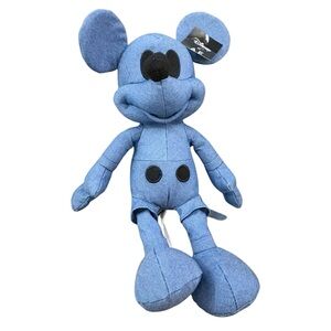 NWT Disney x AE Mickey Mouse Chambray Plush